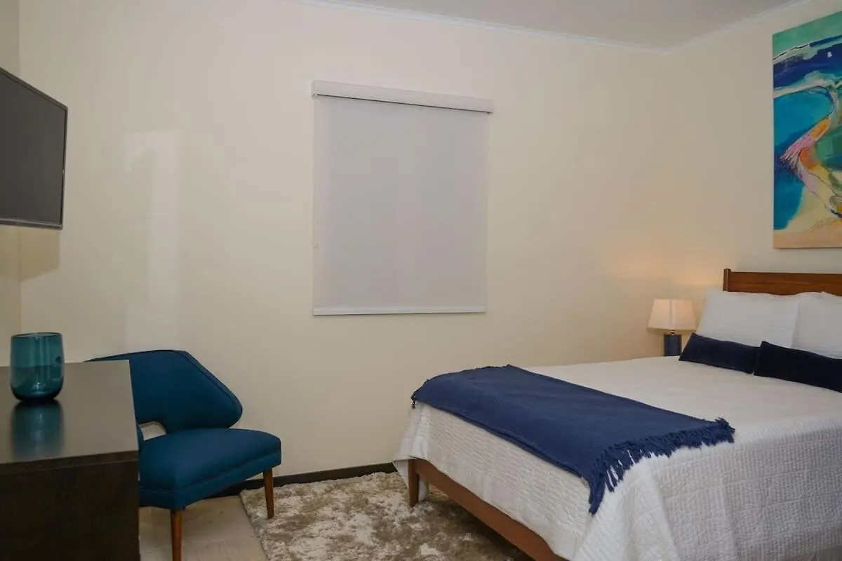 Modern Apartment In Levent In Front Of Eagle Beach Palm Beach